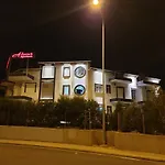 Alexia's Apartmanhotel
