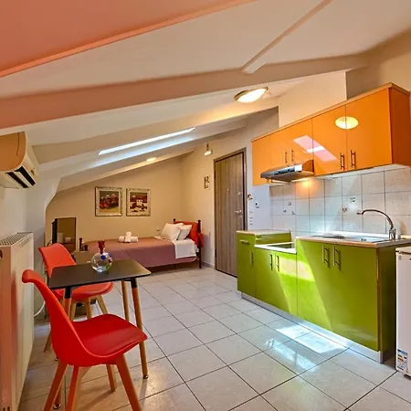 아파트호텔 Alexia's 3*