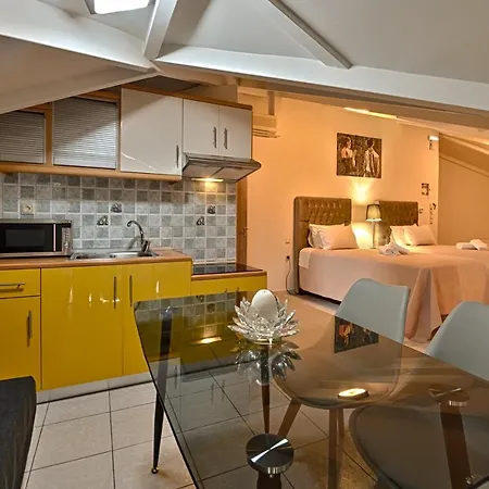 Alexia's Aparthotel