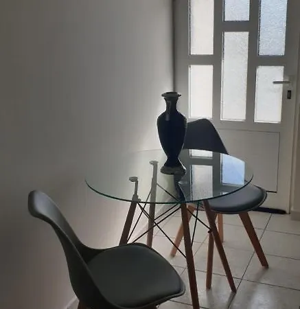 Ξενοδοχείο με διαμερίσματα Alexia's 3*