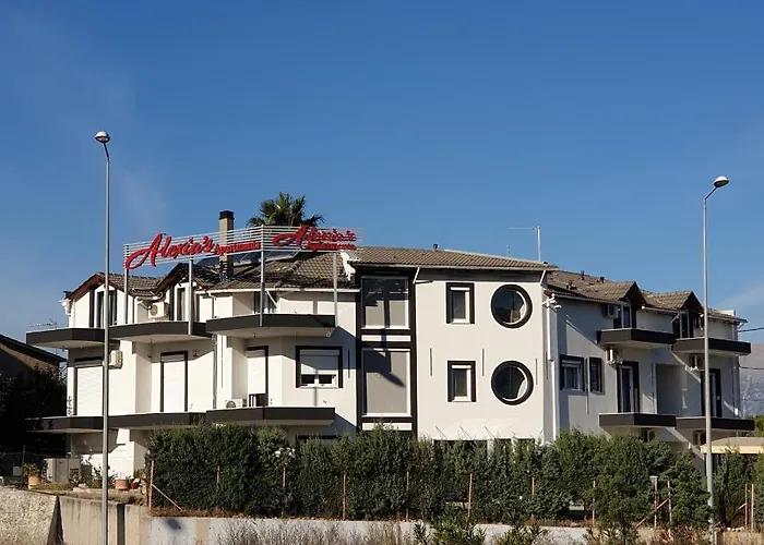 Apart-hotel Alexia's Rio