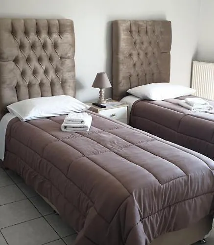 Alexia's Apartmanhotel 3*